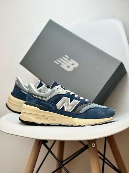 New Balance 997RGrey改良版系列 2024男女款低幫經典復古厚底休閒運動慢跑鞋YJ 元祖灰銀米黃底色