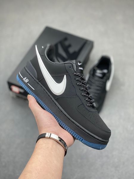 Nike AIR FORCE1 黑白色運動板鞋冬季新款膠底情侶鞋