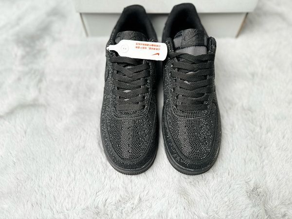 Nike Air Force 1 Low 2024男女鞋 空軍純黑滿天星休閒板鞋