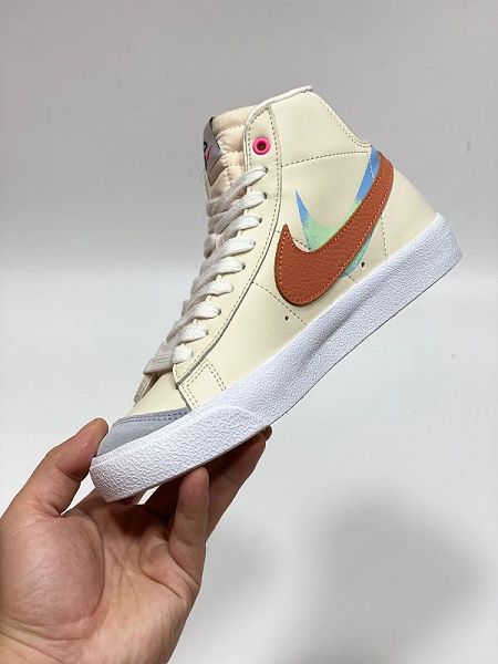 Nike Blazer Mid 1977 2021新款 經典開拓者高幫女款休閑運動板鞋