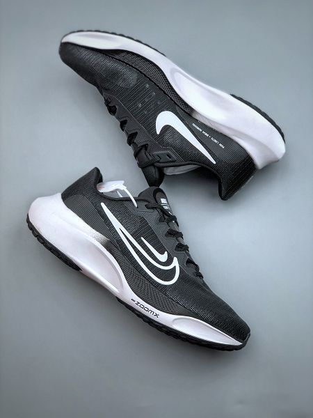 Nike Zoom Fly 5 2022新款 輕盈耐穿泡綿男女款慢跑鞋