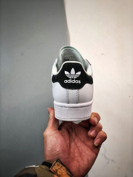 Adidas Originals Superstar 白黑色經典貝殼頭系列 2024全新男女款板鞋