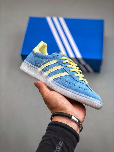 Adidas HANDBALL SPEZIAL 2024男女款三葉草學院風復古休閒板鞋 橡膠底柔軟皮革板鞋 