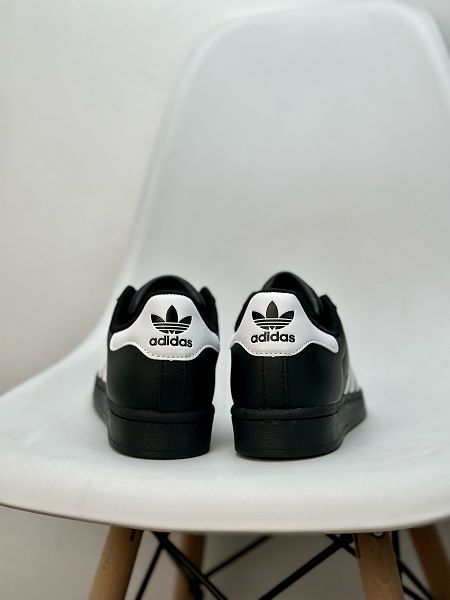 Adidas Originals SuperstarBlackWhite 經典貝殼頭系列低幫百休閒板鞋 2024新款男女鞋